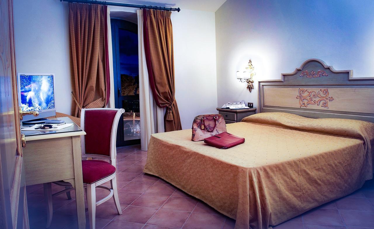 מרינו Grand Hotel Helio Cabala מראה חיצוני תמונה