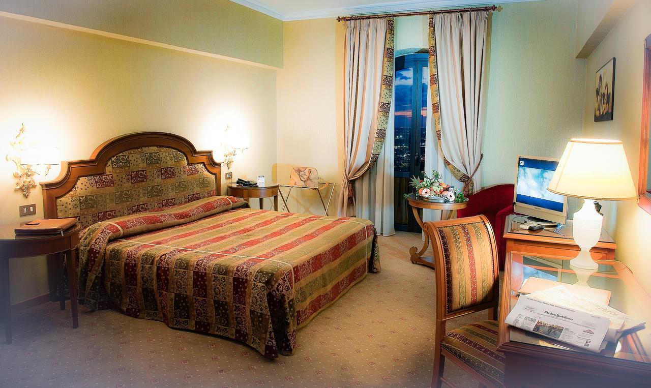 מרינו Grand Hotel Helio Cabala מראה חיצוני תמונה